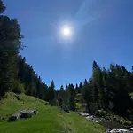 S'vitt 招待所 Skhidnytsia